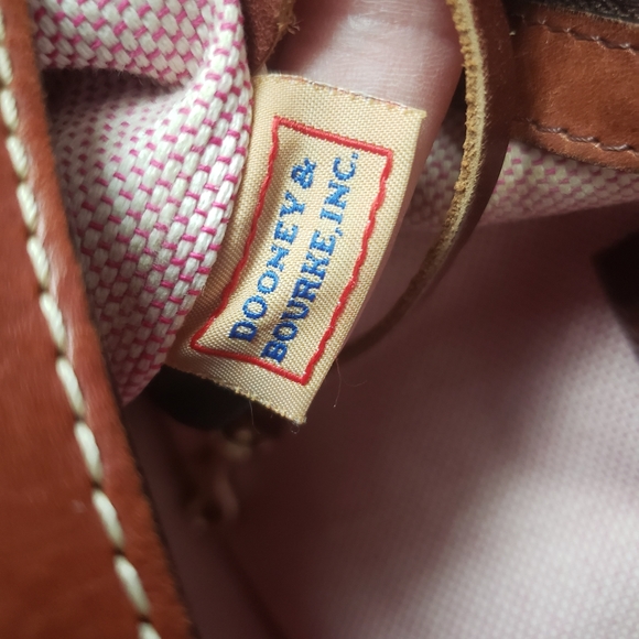 Dooney and bourke leather bag - Picture 6 of 6